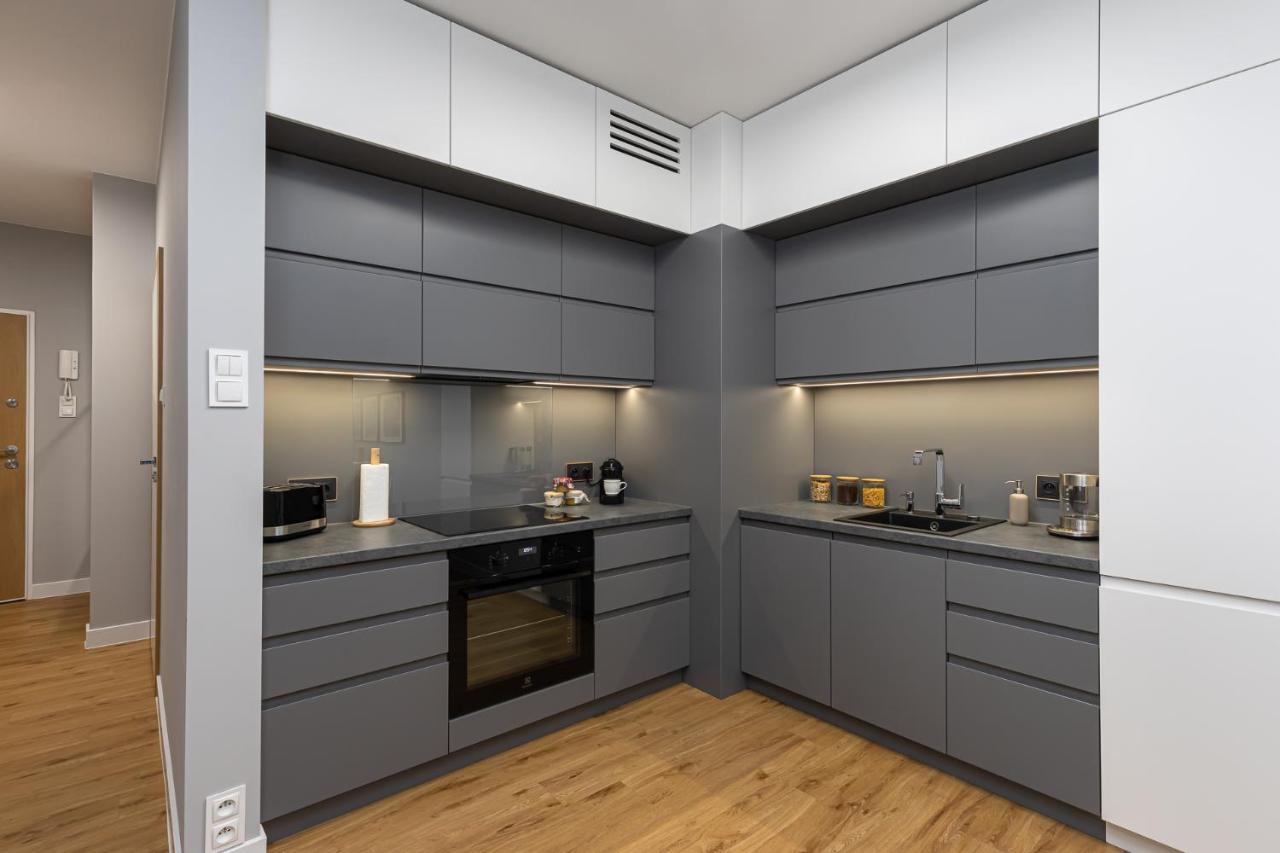 Ecru Luxurious Apartment In Port Praski With Balcony Wwa35 ワルシャワ エクステリア 写真