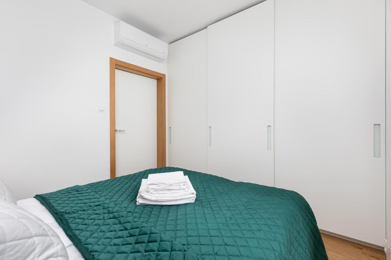 Ecru Luxurious Apartment In Port Praski With Balcony Wwa35 ワルシャワ エクステリア 写真